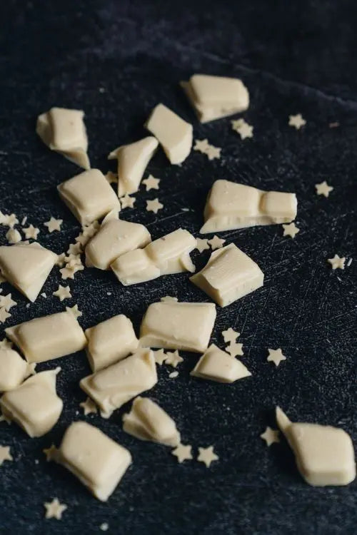 White chocolate pieces used in White Mocha powder base